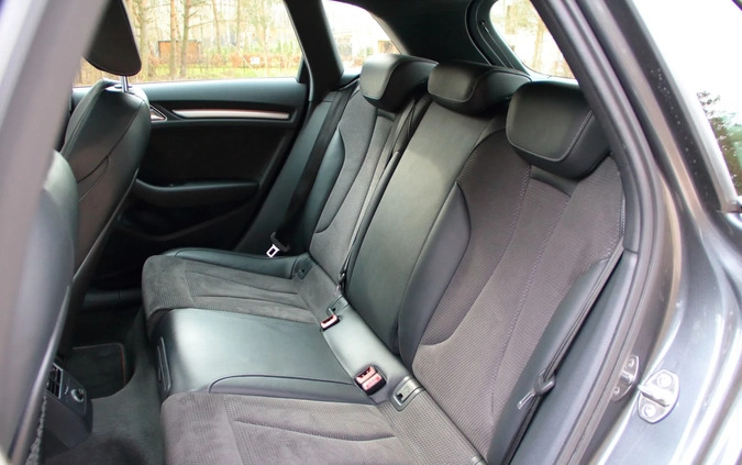 Audi S3 cena 132000 przebieg: 67000, rok produkcji 2017 z Warszawa małe 436